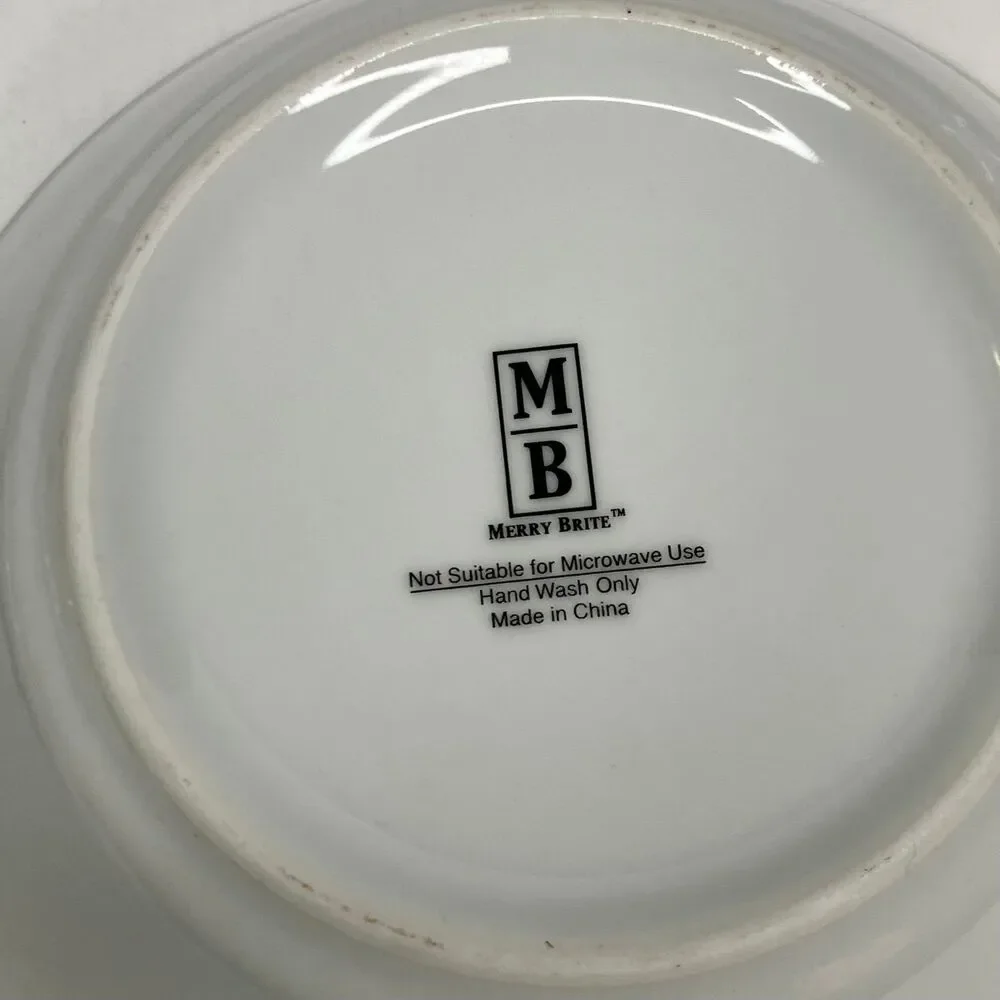 Merry Brite China MERRY CHRISTMAS Lot of 4 Soup Cereal Bowls Happy Holidays